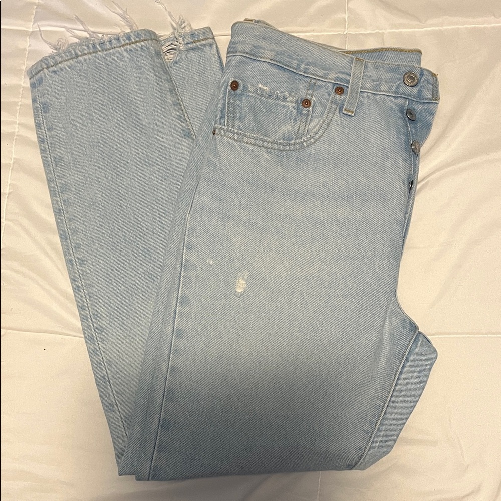 Levi’s 501 Light Wash High-Rise Straight Jeans